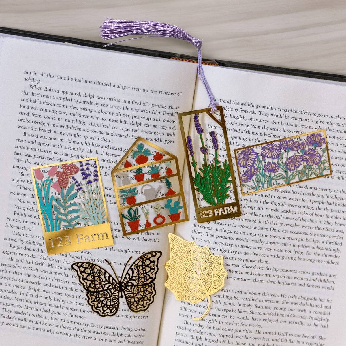 Metal Bookmark — Nature-Inspired Design